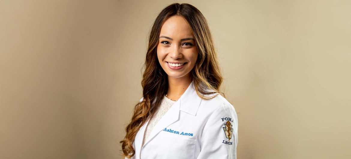 Washington State College of Ohio (WSCO) alumna Ashton Amos ’16 is in pursuit of her dream to become a doctor. A full year ahead of other peers her age, she is already in her second year of medical school at Lake Erie College of Osteopathic Medicine (LECOM), where she recently earned a very prestigious accolade as LECOM’s 2022 Student Doctor of the Year. She attributes College Credit Plus (CCP) with helping to fast-track her education and get to where she is today.